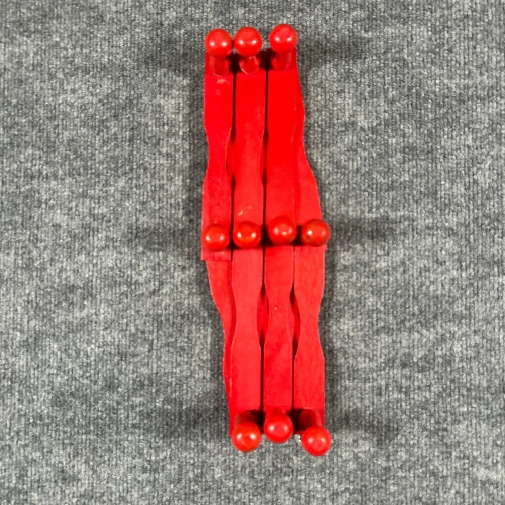 Accordion Wooden Cottagecore Farmhouse Expandable 10 Peg Wall Hanger Red Vintage